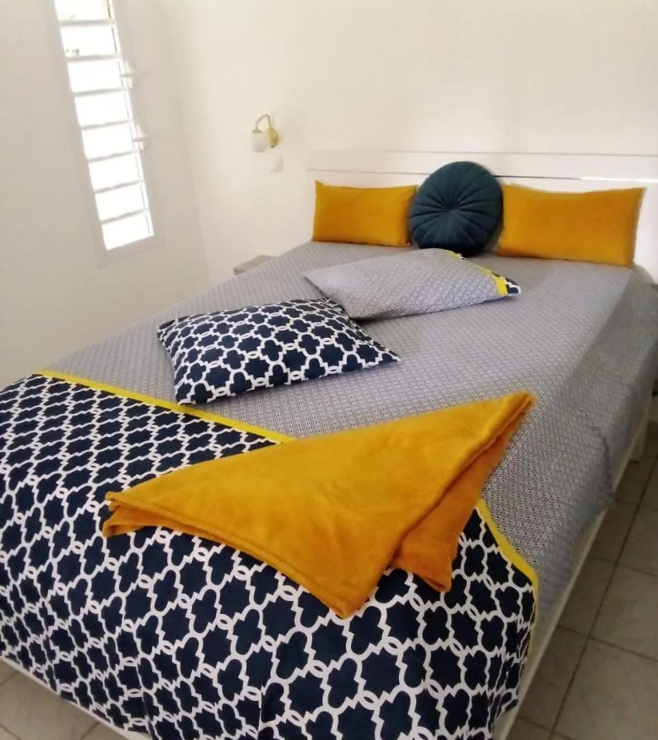 Homestay Gites Pause Bonheur Les Abymes Guadeloupe